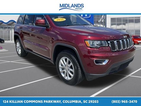 Used 2021 Jeep Grand Cherokee Laredo AWD/4WD image 1