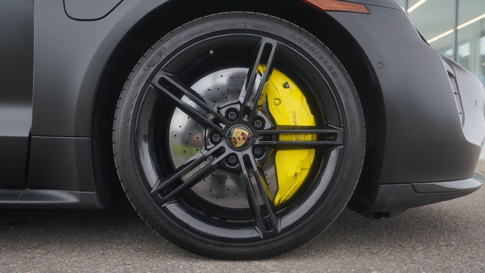 Used 2022 Porsche Taycan Turbo S AWD/4WD image 20