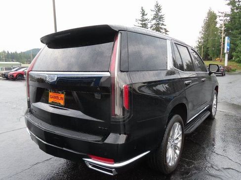 Used 2021 Cadillac Escalade Premium Luxury image 7