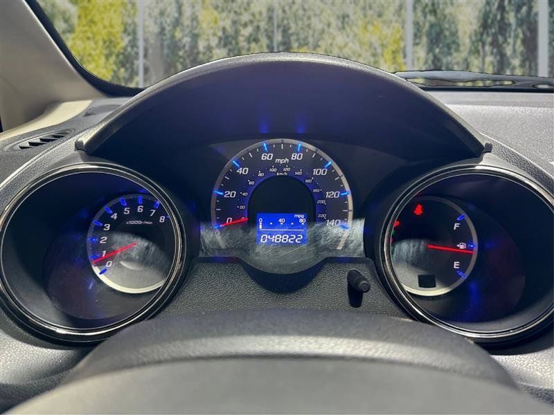 Used 2013 Honda Fit Sport image 17