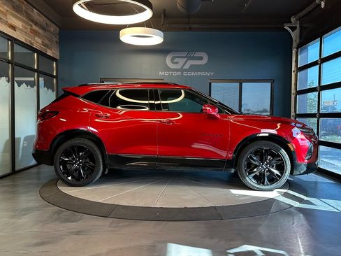 Used 2021 Chevrolet Blazer RS w/ Enhanced Convenience Package AWD/4WD image 2