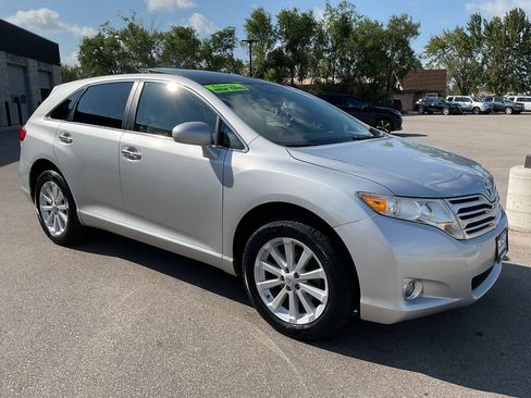 Used 2010 Toyota Venza AWD w/ Convenience Pkg image 10