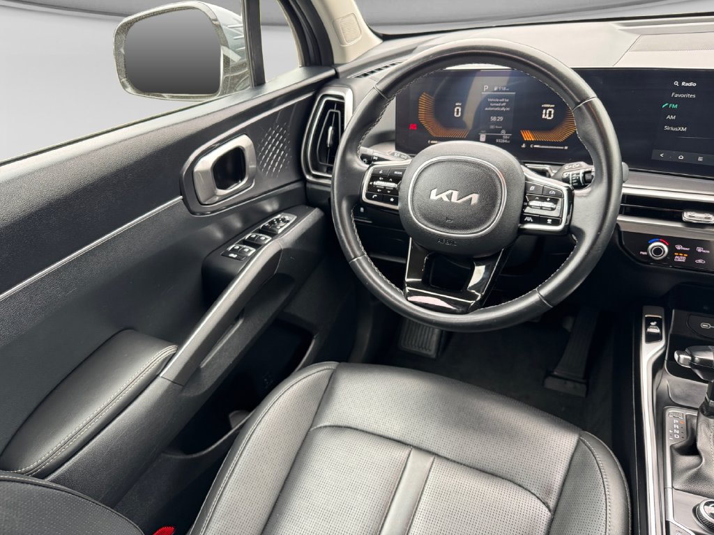 Used 2024 Kia Sorento S FWD image 19