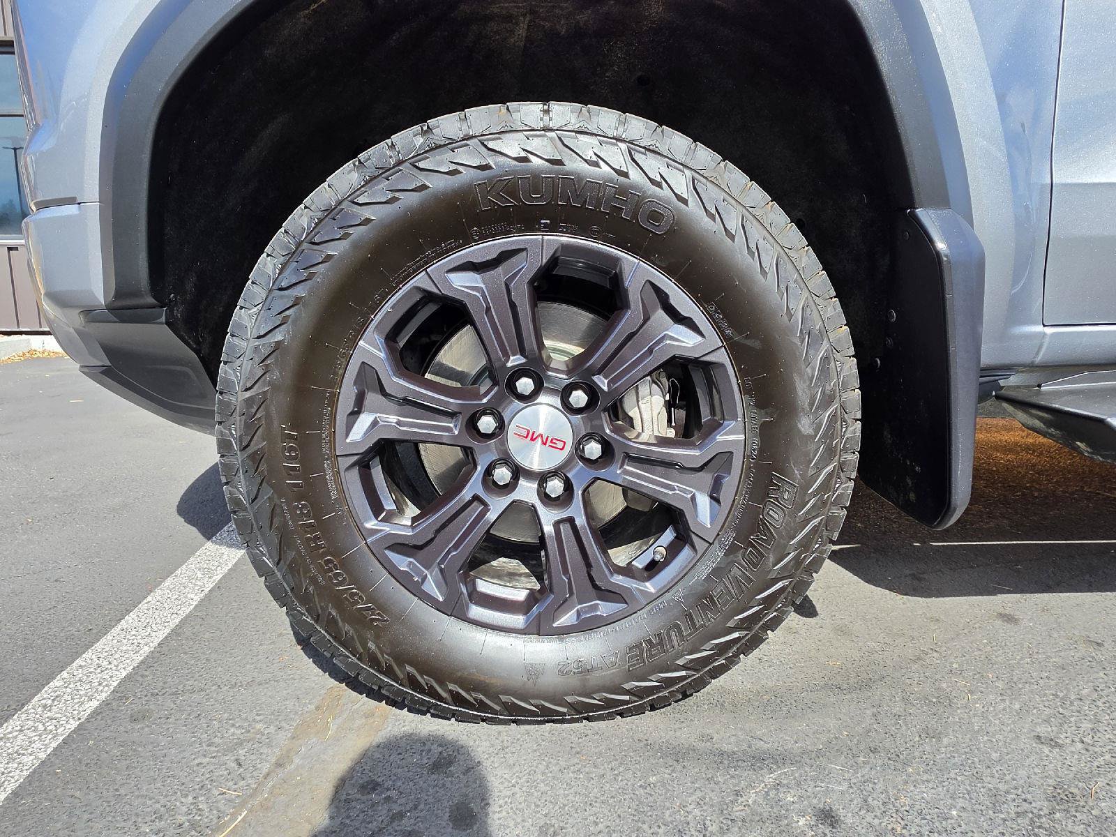 Used 2023 GMC Canyon Elevation w/ Elevation Premium Package AWD/4WD image 10