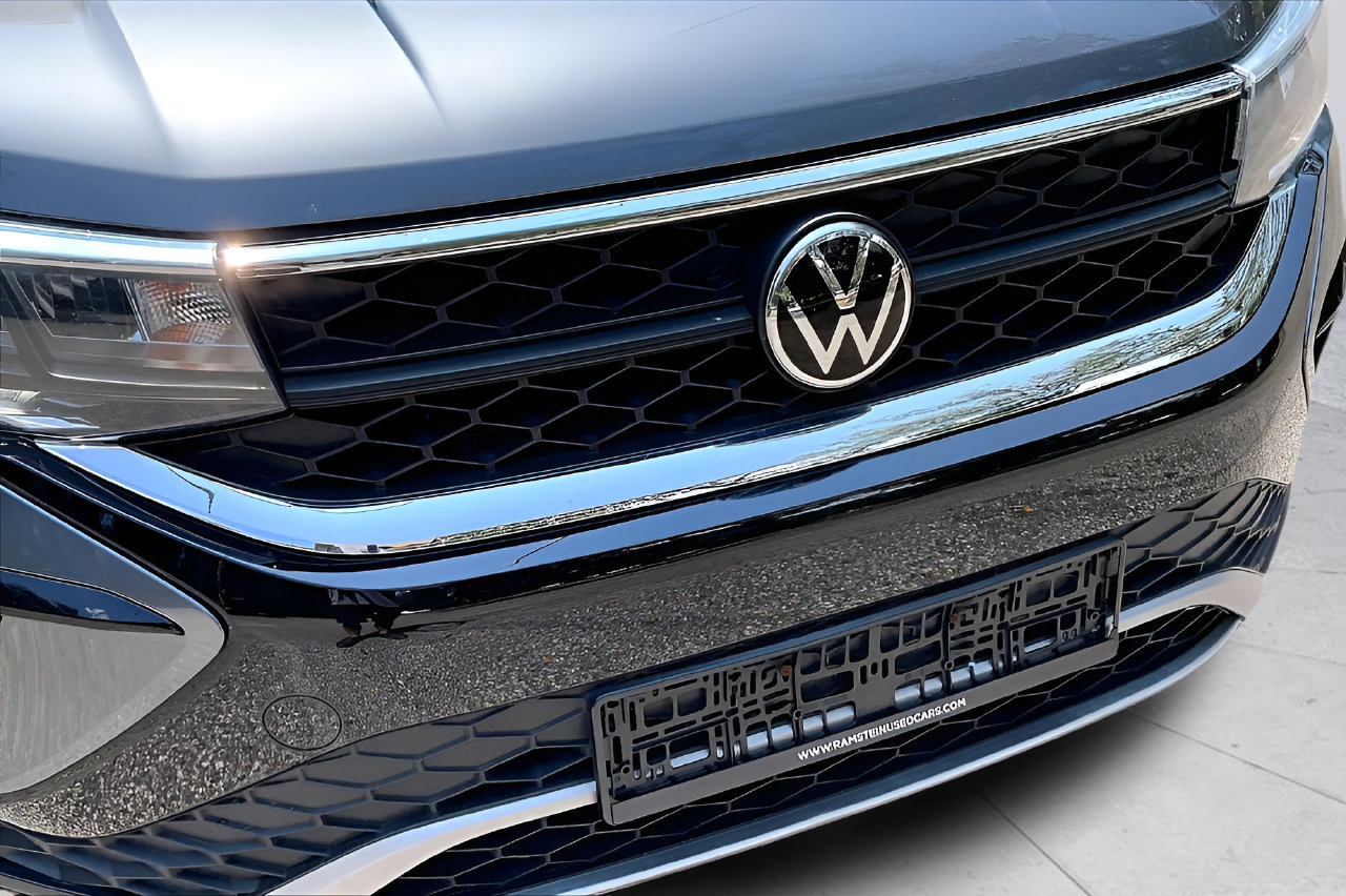 Used 2022 Volkswagen Taos SE w/ IQ.Drive SE Package FWD image 33