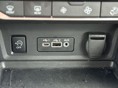 Used 2025 Nissan Sentra SV w/ All-Weather Package image 19