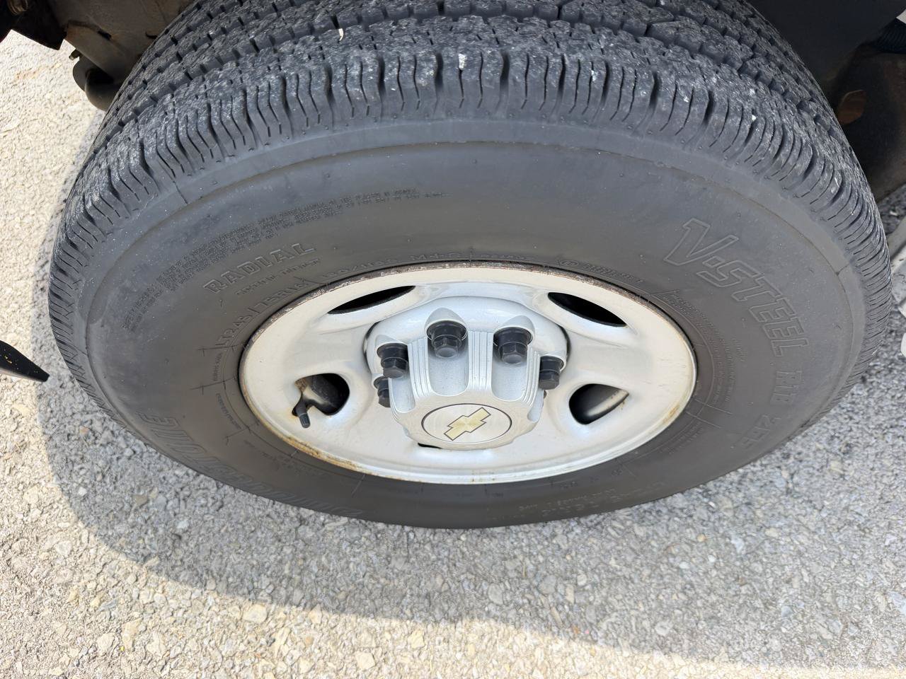Used 2021 Chevrolet Express 3500 RWD image 14