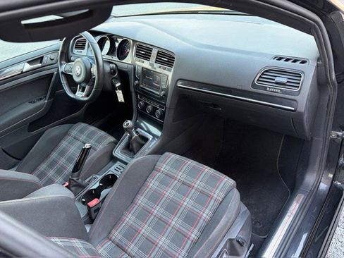 Used 2017 Volkswagen GTI S image 38