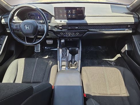 Used 2024 Honda Accord Sport image 15