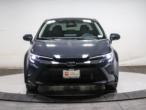 Certified 2025 Toyota Corolla LE FWD image 7