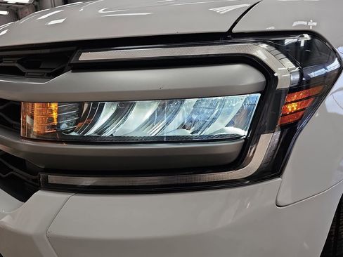 Used 2024 Ford Expedition Max XLT AWD/4WD image 32