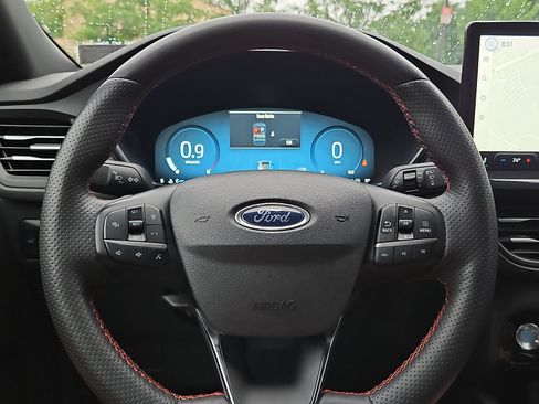Used 2023 Ford Escape ST-Line Select w/ Tech Pack #2 AWD/4WD image 19