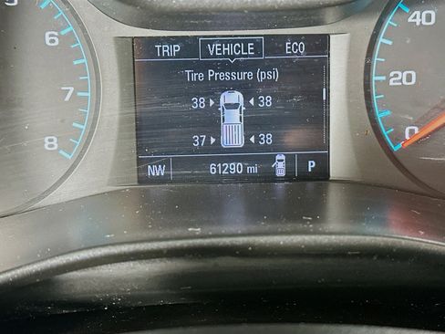 Used 2021 Chevrolet Colorado LT w/ Fleet Safety Package image 18