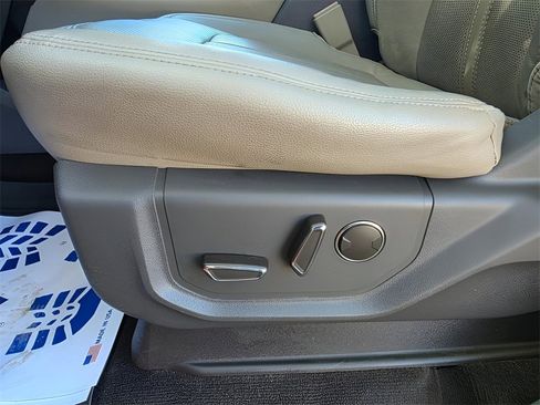 Used 2020 Ford Expedition Limited w/ Texas Edition Package image 24