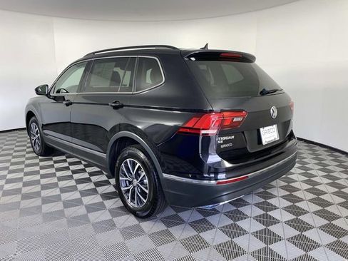 Used 2020 Volkswagen Tiguan SE AWD/4WD image 6