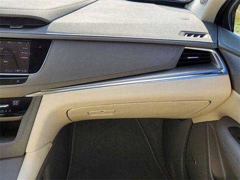 Used 2020 Cadillac XT5 Premium Luxury image 20