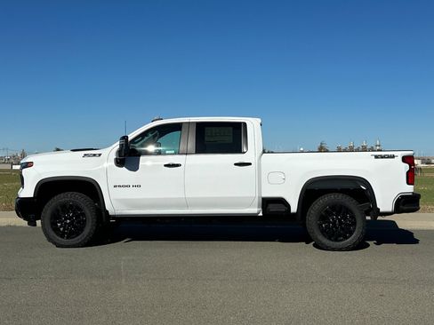 New 2026 Chevrolet Silverado 2500 LT w/ Trail Boss Package image 7