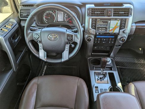 Used 2021 Toyota 4Runner Limited image 10