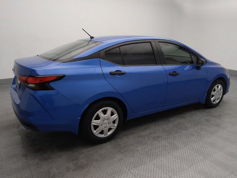 Used 2020 Nissan Versa S FWD image 10