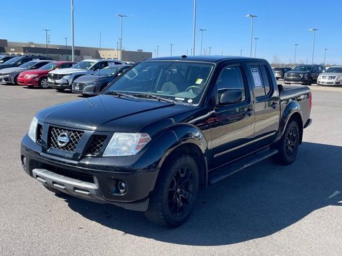 Used 2018 Nissan Frontier SV w/ Value Truck Package image 3