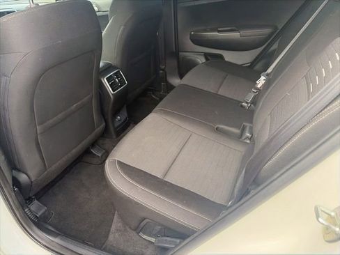 Used 2020 Kia Sportage LX w/ LX Popular Package AWD/4WD image 10