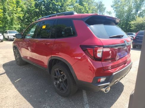 Used 2024 Honda Passport Black Edition image 6