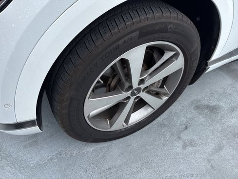 Used 2023 Genesis GV80 3.5T image 3