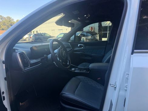 Used 2025 Kia Sorento SX Prestige AWD/4WD image 14