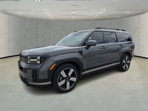 Used 2024 Hyundai Santa Fe Limited image 7