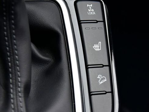 Certified 2024 Kia Seltos S image 28