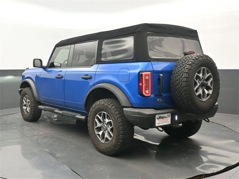 Used 2023 Ford Bronco Badlands image 3