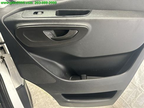 Used 2019 Mercedes-Benz Sprinter 2500 image 26