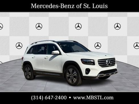 Certified 2026 Mercedes-Benz GLB 250 4MATIC image 1
