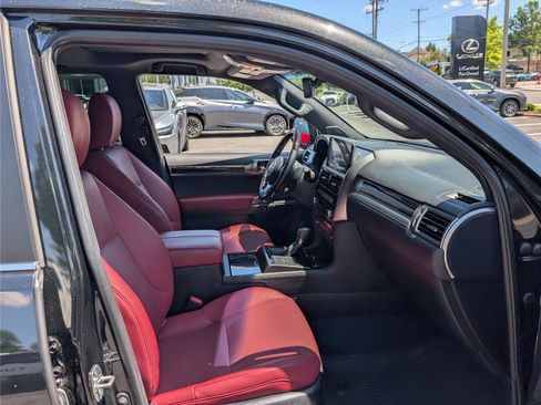 Used 2023 Lexus GX 460 Premium w/ Premium Plus Package AWD/4WD image 11
