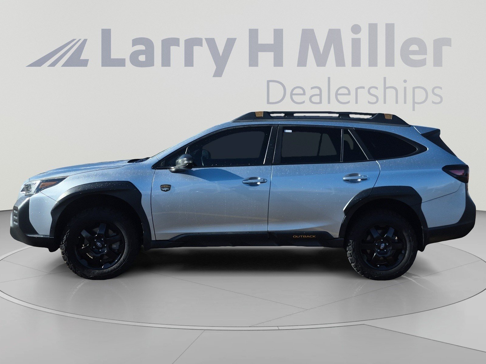 Used 2022 Subaru Outback Wilderness w/ Wilderness Package AWD/4WD image 2