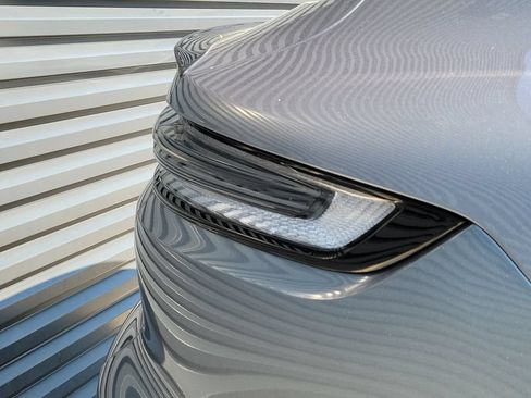 New 2026 Porsche Cayenne Coupe AWD/4WD image 16