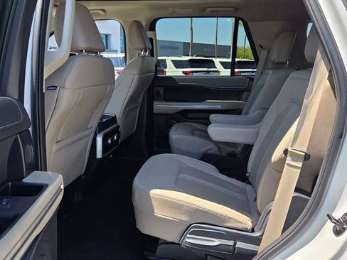 Certified 2024 Ford Expedition Limited image 11