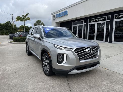 Used 2022 Hyundai Palisade SEL w/ 8P Bench Seat Package AWD/4WD image 7