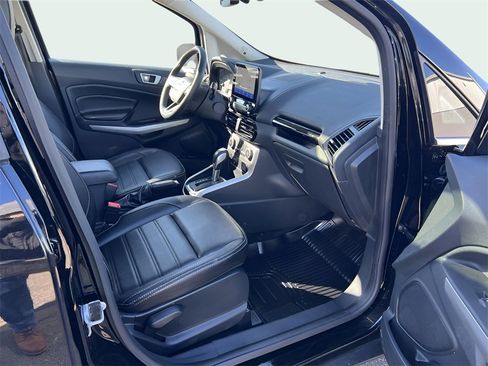 Used 2022 Ford EcoSport Titanium w/ Interior Protection Package image 18
