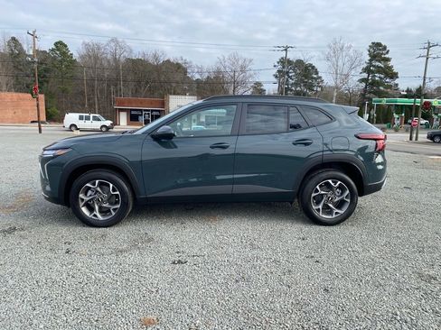 New 2026 Chevrolet Trax LT image 6