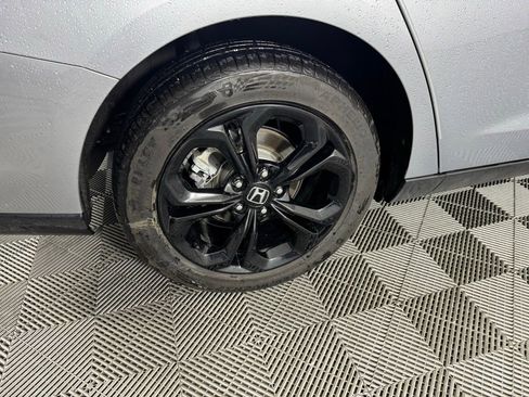 Used 2025 Honda Accord SE image 34