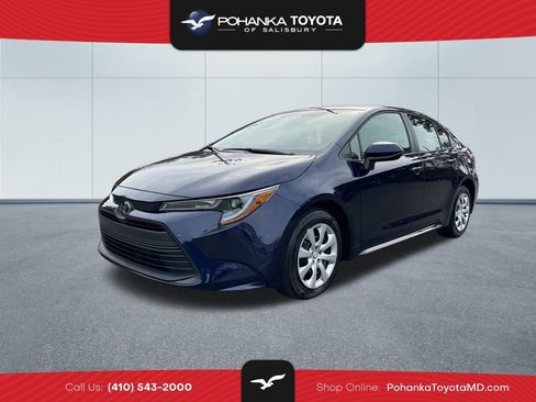 Used 2026 Toyota Corolla LE image 1