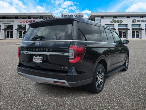 Used 2024 Ford Expedition Max Limited AWD/4WD image 8