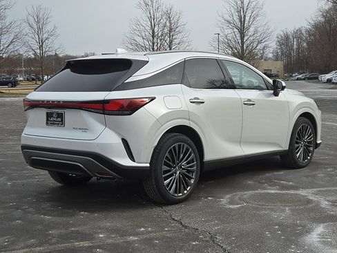 New 2025 Lexus RX 450h AWD w/ Luxury Package image 4
