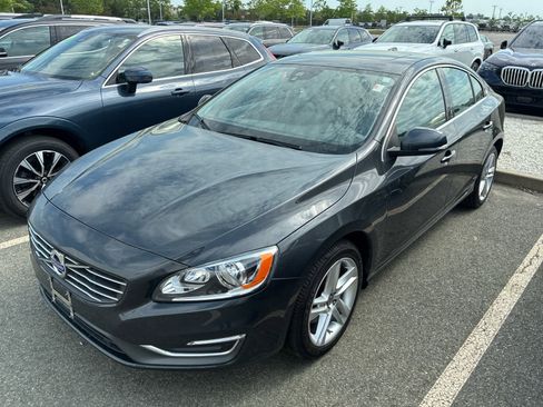 Used 2015 Volvo S60 T5 Premier FWD image 2