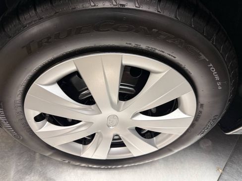 Used 2014 Subaru Impreza 2.0i AWD/4WD image 27