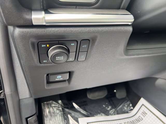 Used 2025 Ford Expedition Max Platinum w/ Driver's Package AWD/4WD image 21