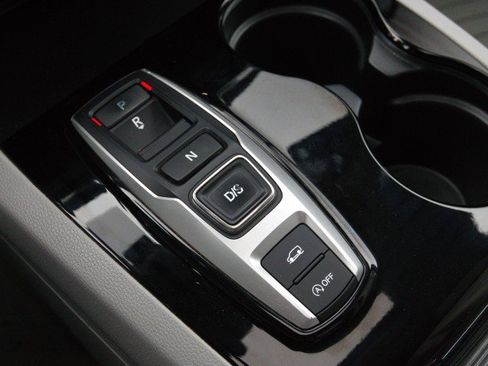 Used 2017 Honda Pilot Touring image 28