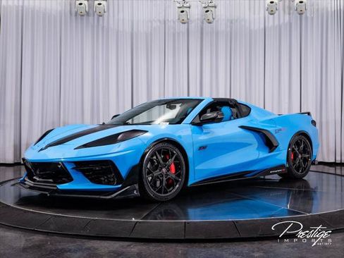 Used 2023 Chevrolet Corvette Stingray Premium Cpe w/ Z51 Performance Package RWD image 8