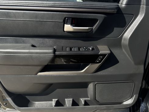 Used 2024 Toyota Tundra Limited image 23